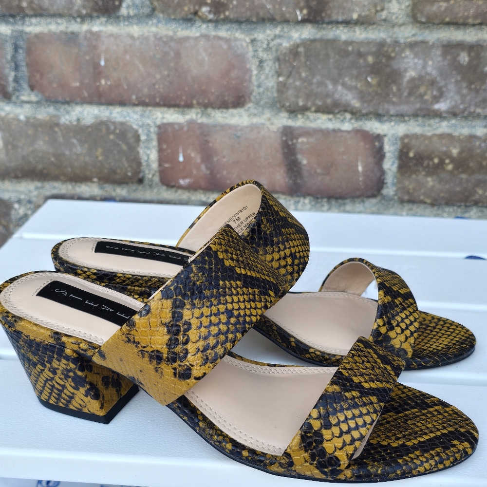 STEVEN by Steve Madden Women's Block Heels Sandals Sz 6